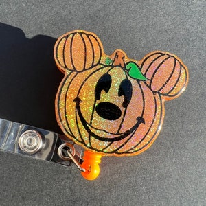 Pumpkin Badge Reel