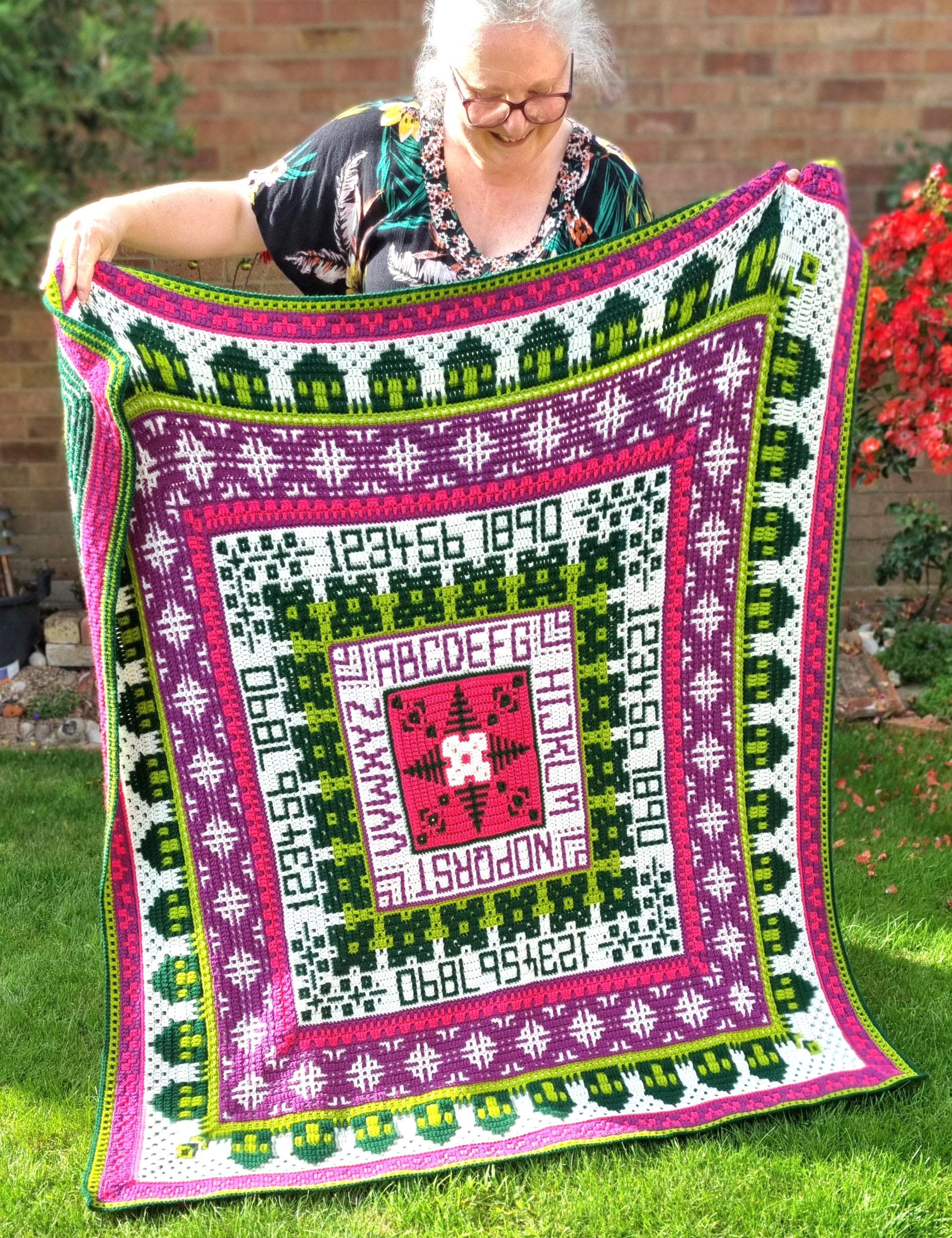 Mile Cross Mosaic Sampler - DIGITAL Pattern - Overlay Mosaic