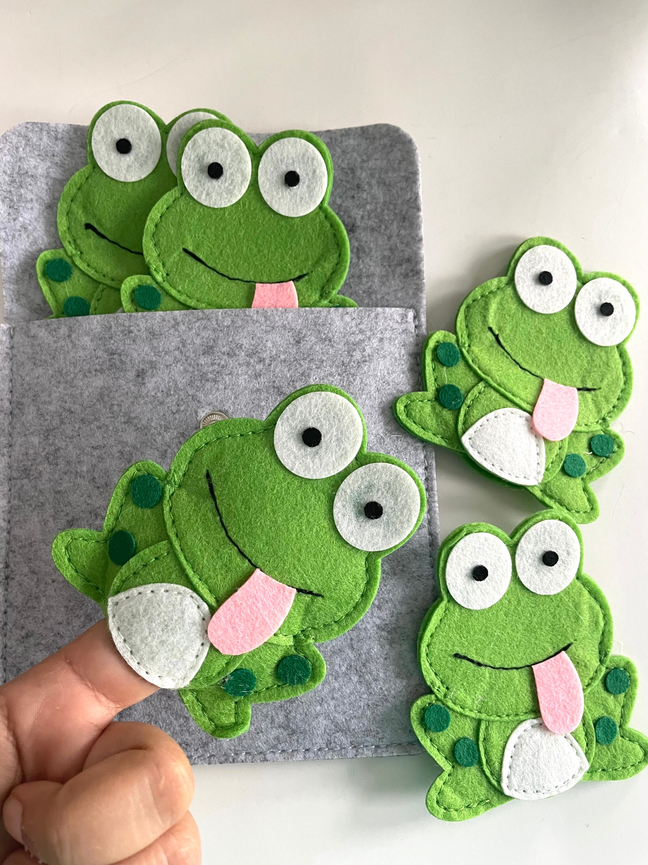 5 Frogs Finger Puppets Nursery Rhymes Finger Puppets Story Etsy Canada