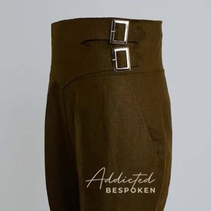 Maßgeschneiderte Designer-Gurkha-Hose aus brauner Baumwolle für Damen, reguläre Passform, hohe Taille, Schnallenverschluss, formelle Business-Hose im britischen Militärstil