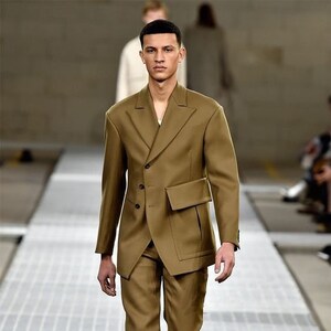 Buy tailored 2025 suit online