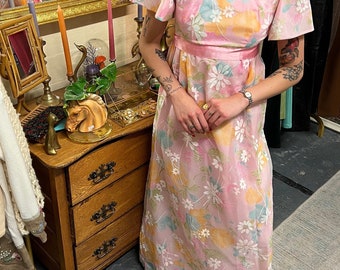 Vintage 60s Prairie Dress Pink Puff Sleeve Maxi Dress with Floral Daisy Print/ Size XS/S 2-6