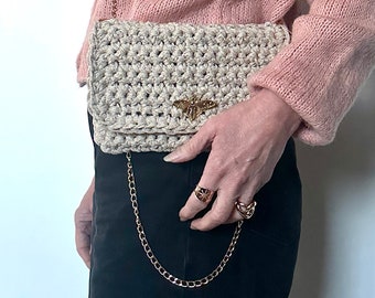 sac fabriqué avec du traphilo lurex au crochet/Sac 100% fait main au crochet/ Sac porté à l’épaule ou en bandoulière /