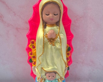 Hand-Painted Virgin Mary Figurine – A Touch of Serenity for Your Home