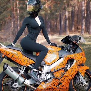 Paquete de 300 pegatinas para motociclistas, triángulos, accesorios para motociclistas, regalo para amantes de los motociclistas, CUALQUIER COLOR
