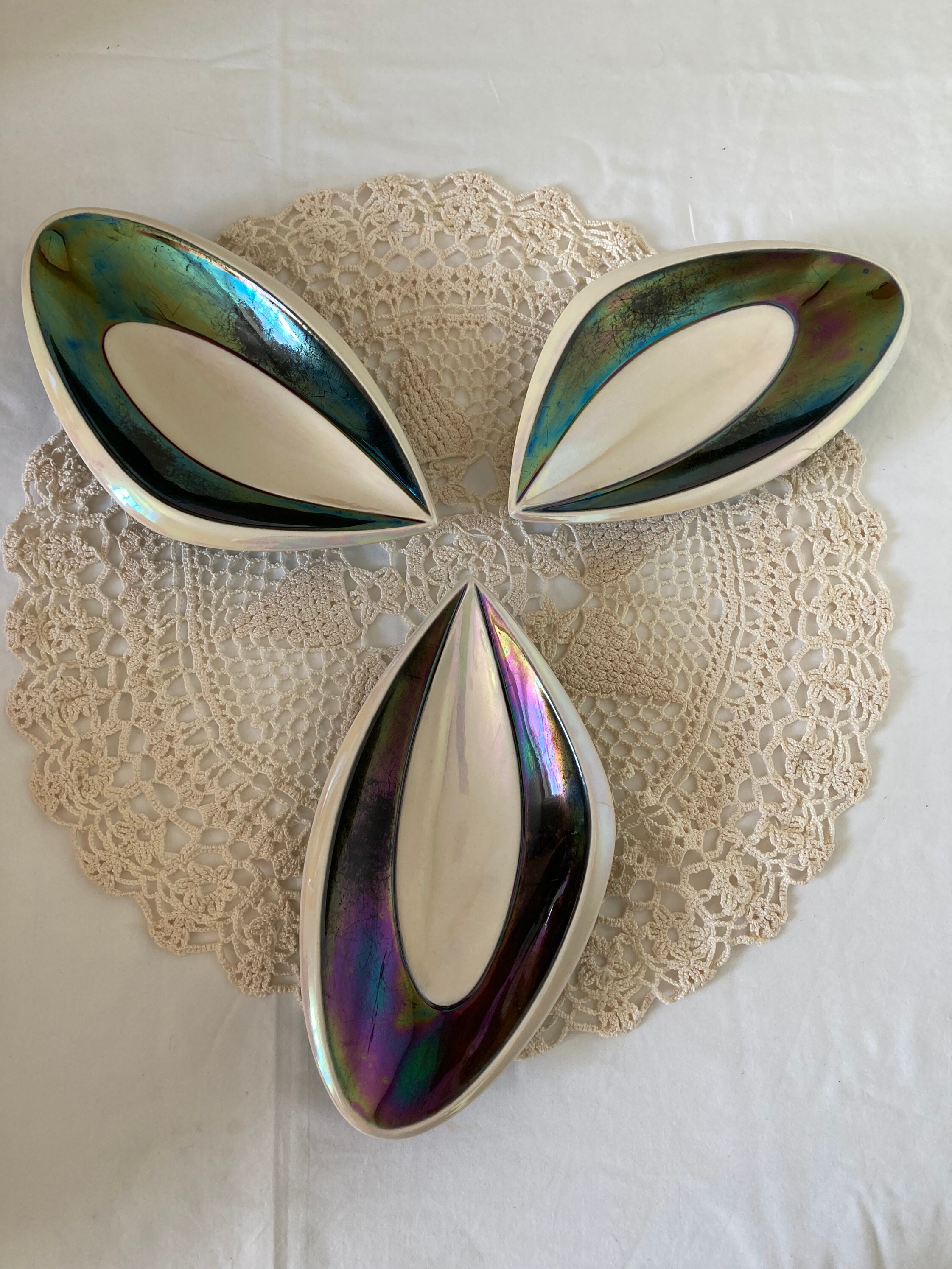 Ensemble Inhabituel de 3 Français Vintage Verceram Side Plates Dishes Moule Mussel Design, Black & W