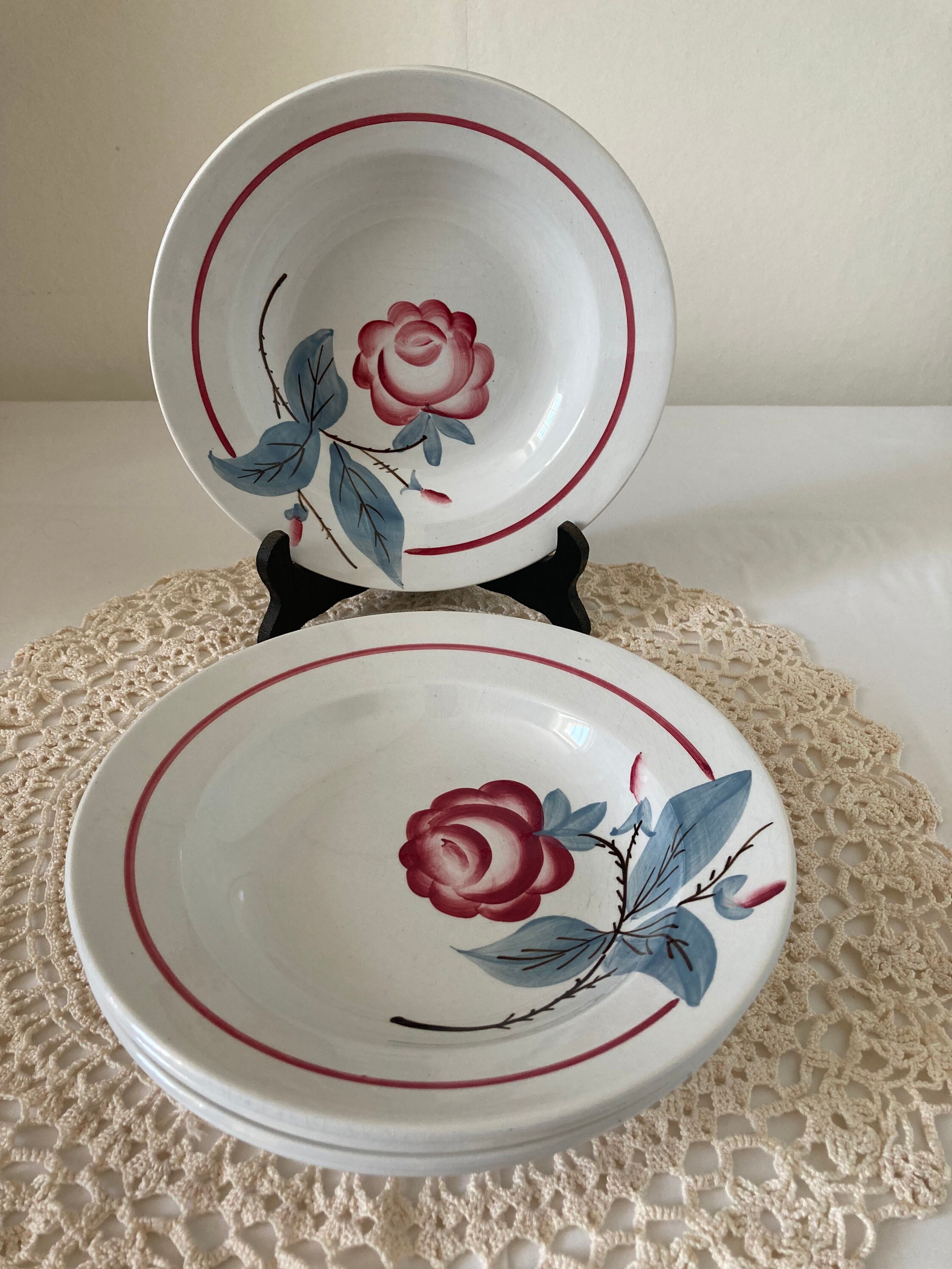 Belle Ensemble de Cinq Sarreguemines Rosita Français Vintage Hollow Plates Deep Bols Buddha Bowl Red