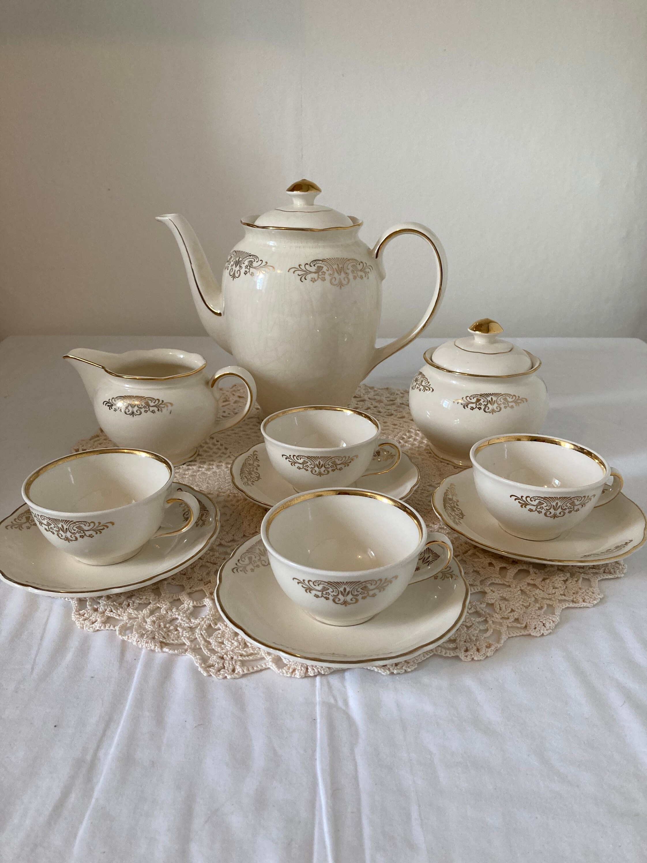 Lovely Vintage Villeroy and Boch Teaset Teapot Sugar Bowl Etsy