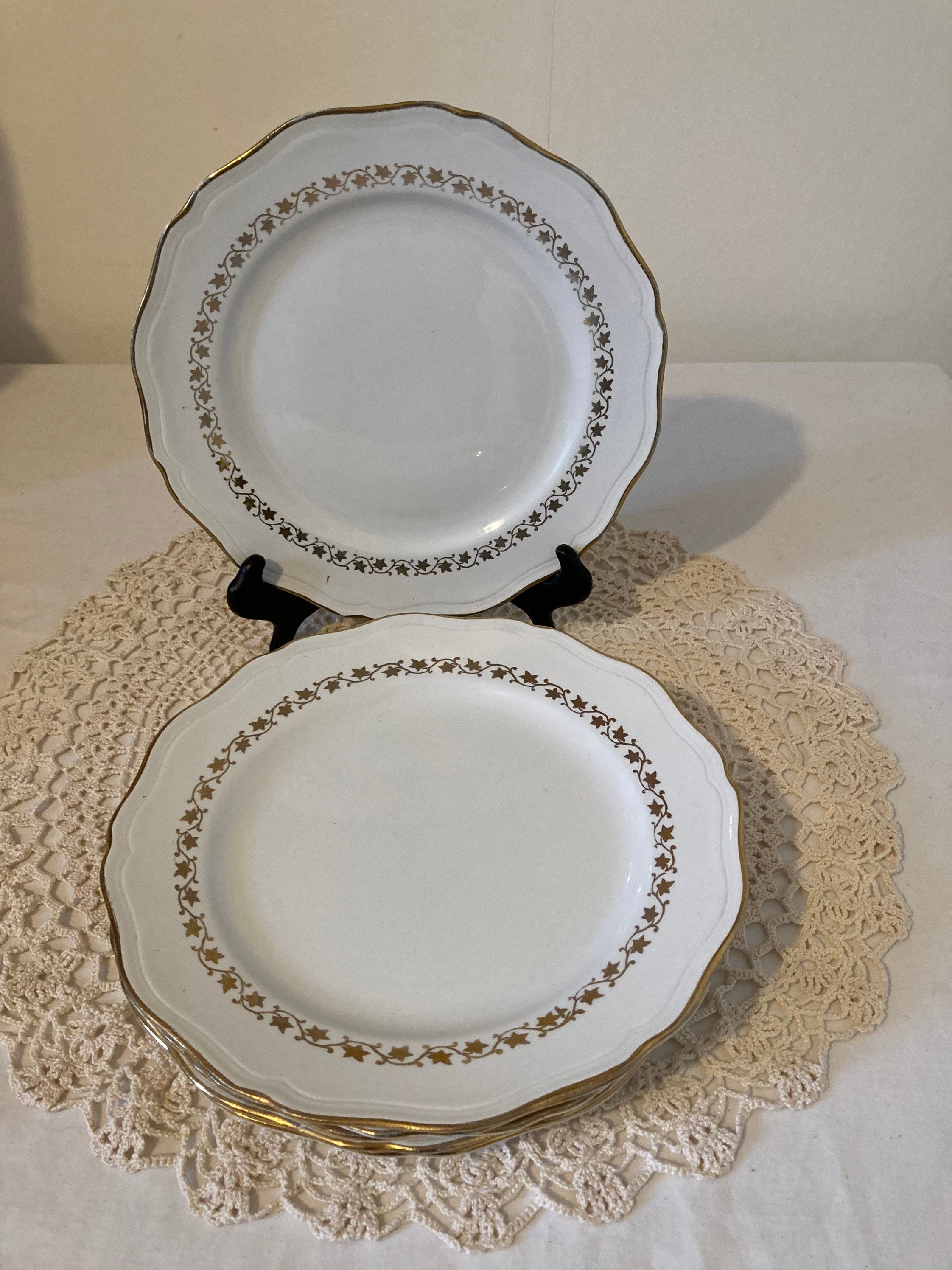 Belle Français Vintage L'amandinois Set de Six Assiettes Crème Or Motif et Jante Mi-Siècle Faiance