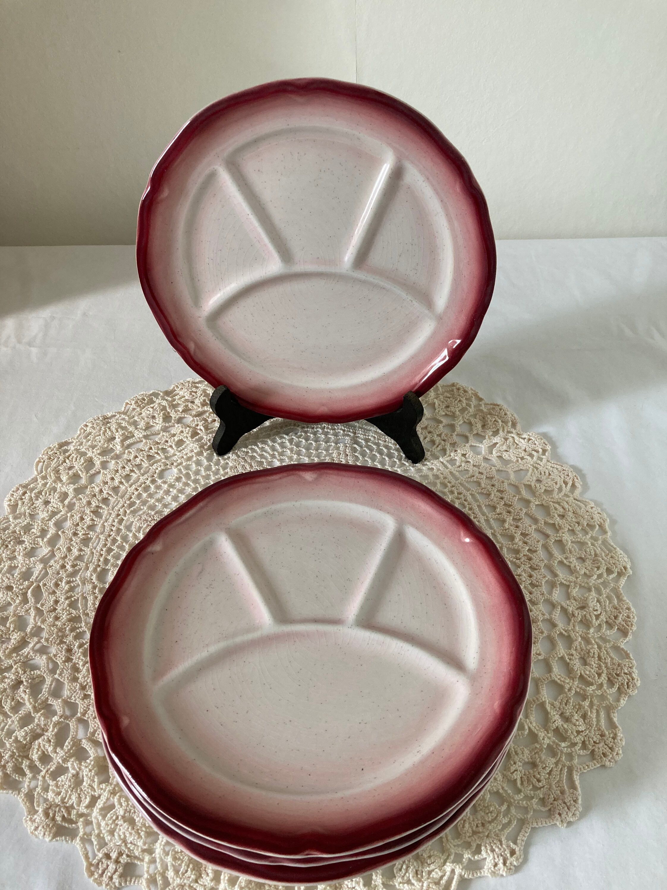 Lovely Set Of 4 Pink Français Vintage St Amand Fondue Plates Divider Plates