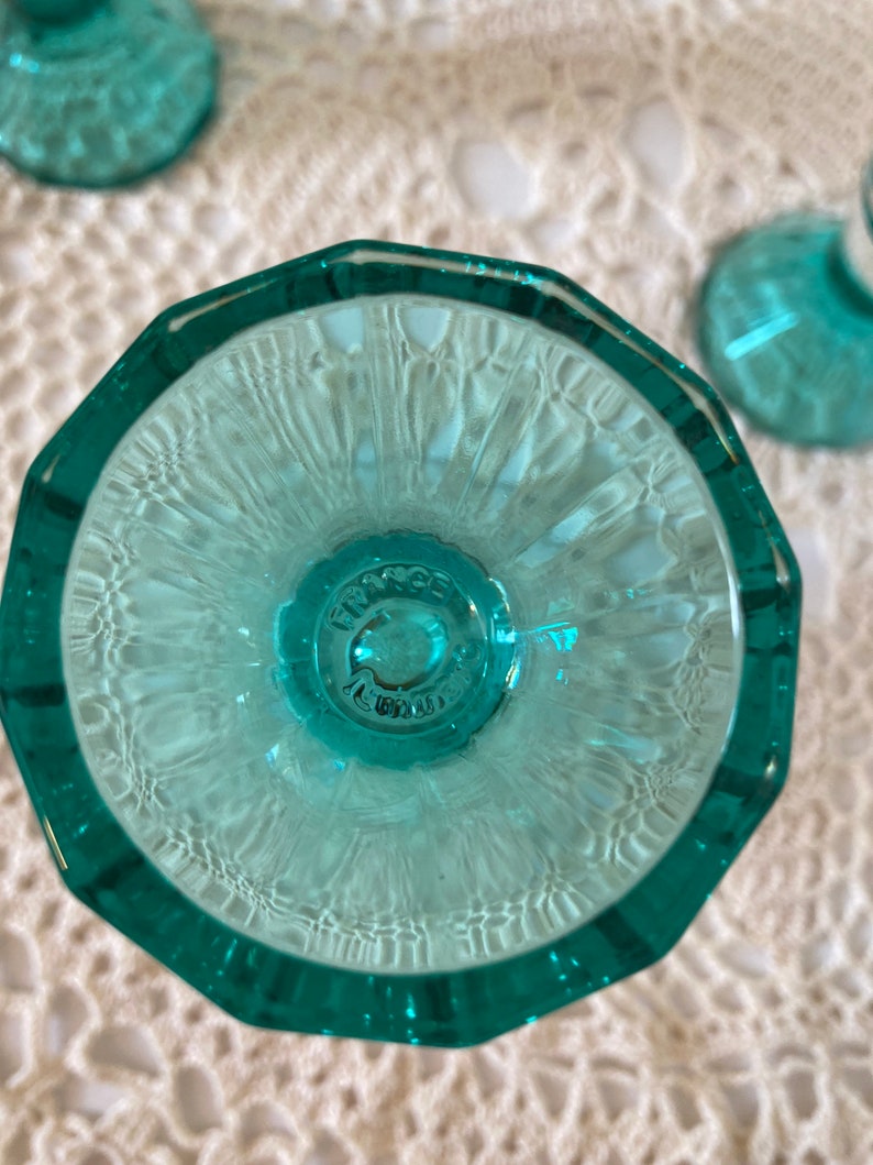 Stunning Set of 4 French Vintage Luminarc Long Pyramid Based Glasses Champagne Flutes Cocktail Cocktail Goblets Turquoise Aqua Blue Stem image 3