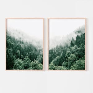 Nebliger Wald Drucke 2er Set, Naturdrucke, Wald Landschaft, Kiefern Berge Poster, druckbare Wandkunst