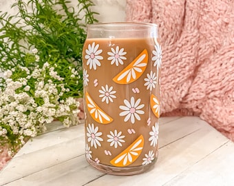 Taza de café de vidrio de 473 ml con diseño de naranjas y margaritas