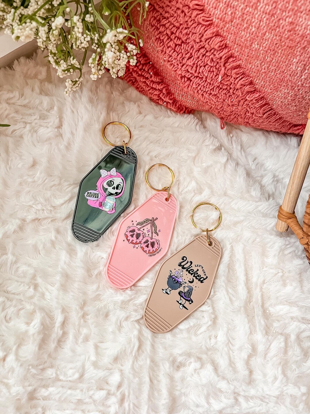 【全会場コンプ】iri Seek Motel Keychain Retro Spooky Motel Keychain - Etsy
