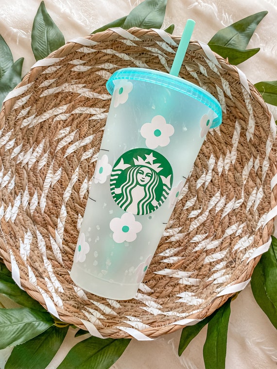 These cups are so stinking cute !!!! : r/starbucks