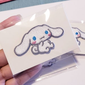 Patch adhésif thermocollant kawaii, autocollant anime japonais, broderies, chien blanc en dessin animé, écussons pour personnaliser votre téléphone, écussons adhésifs