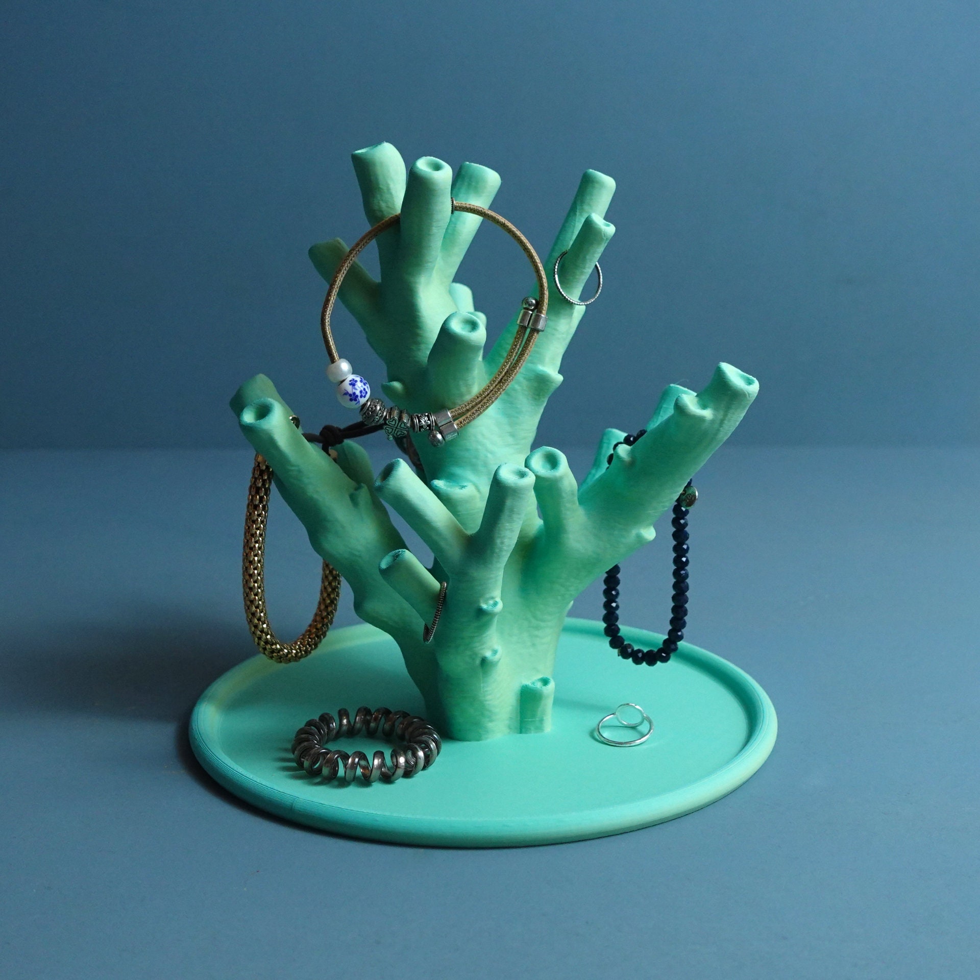 Coral jewelry holder deals