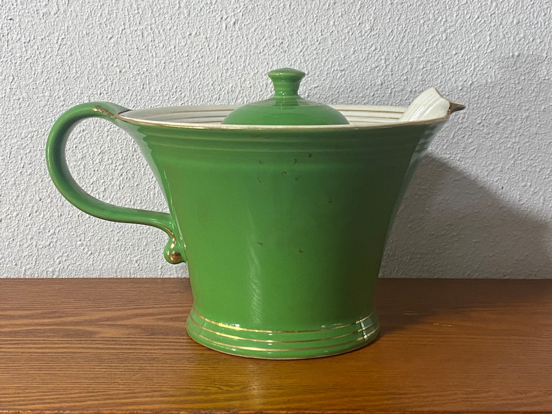 Stunning Vintage Hall Melody Green and White With Gold Trim Teapot, 6 Tall With Lid, 91/2 Wide