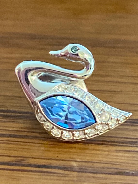Vintage Gorgeous Swarovski Crystal Signature Swan 