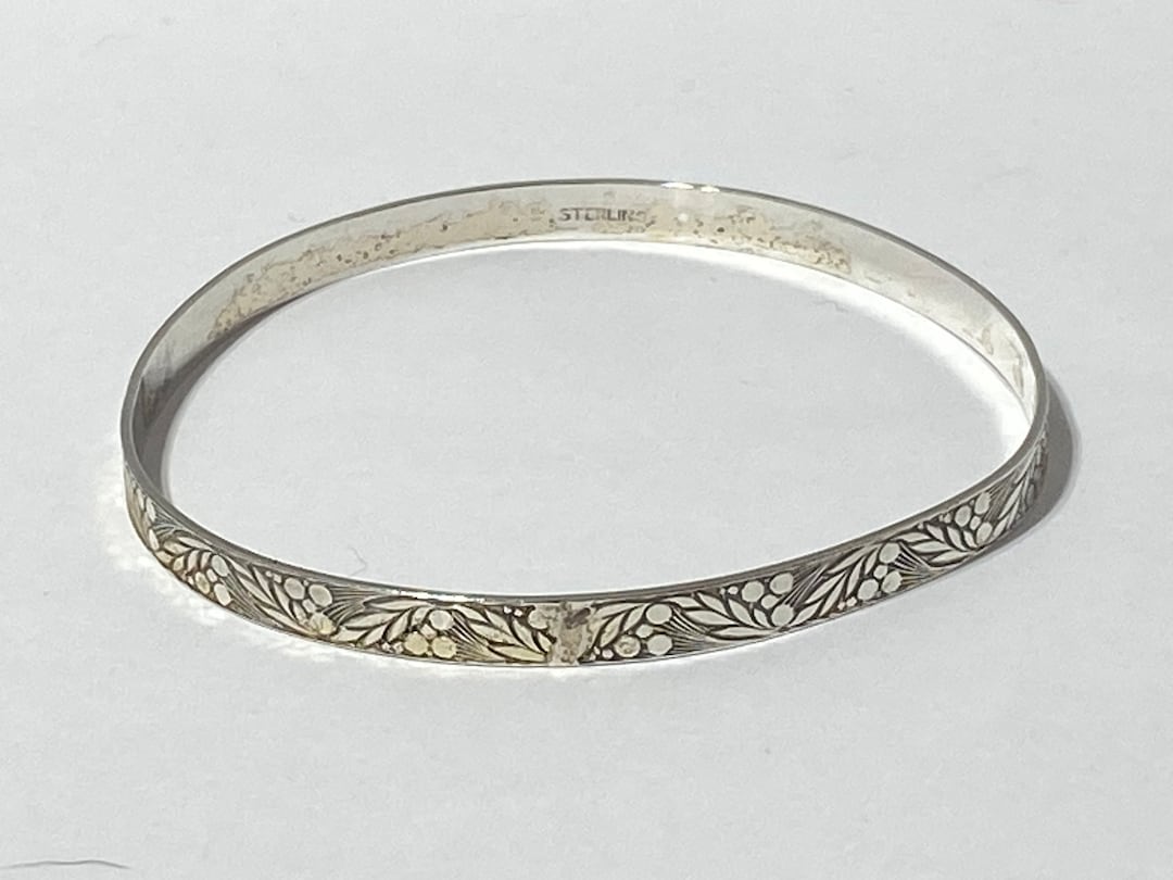 Lovely Antique Estate Sterling Silver Bangle Bracelet, 5mm Wide, Floral Etching, Marked Sterling, 7-1/2 Inside, 8.70g, FREE SHIP - Etsy Lovely Antique Estate Sterling Silver Bangle Bracelet, 5mm Wide, Floral Etching, Marked Sterling, 7-1/2 Inside, 8.70g, FREE SHIP - Etsy