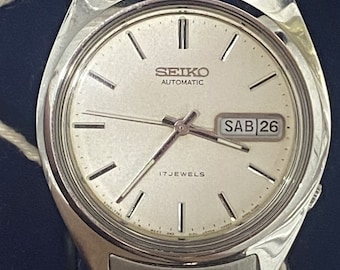 VINTAGE LADIES SEIKO ANGEL DIASHOCK MANUAL WIND WATCH. | eBay