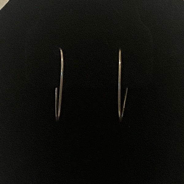 Elegant Estate Sterling Silver Oval Hoop Earrings, Thin at 1mm wide, Marked 925 TMA, FREE SHIP