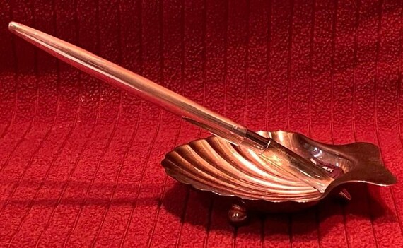 Tiffany & Co Sterling Silver Clam Shell Pen and Paperclip Holder