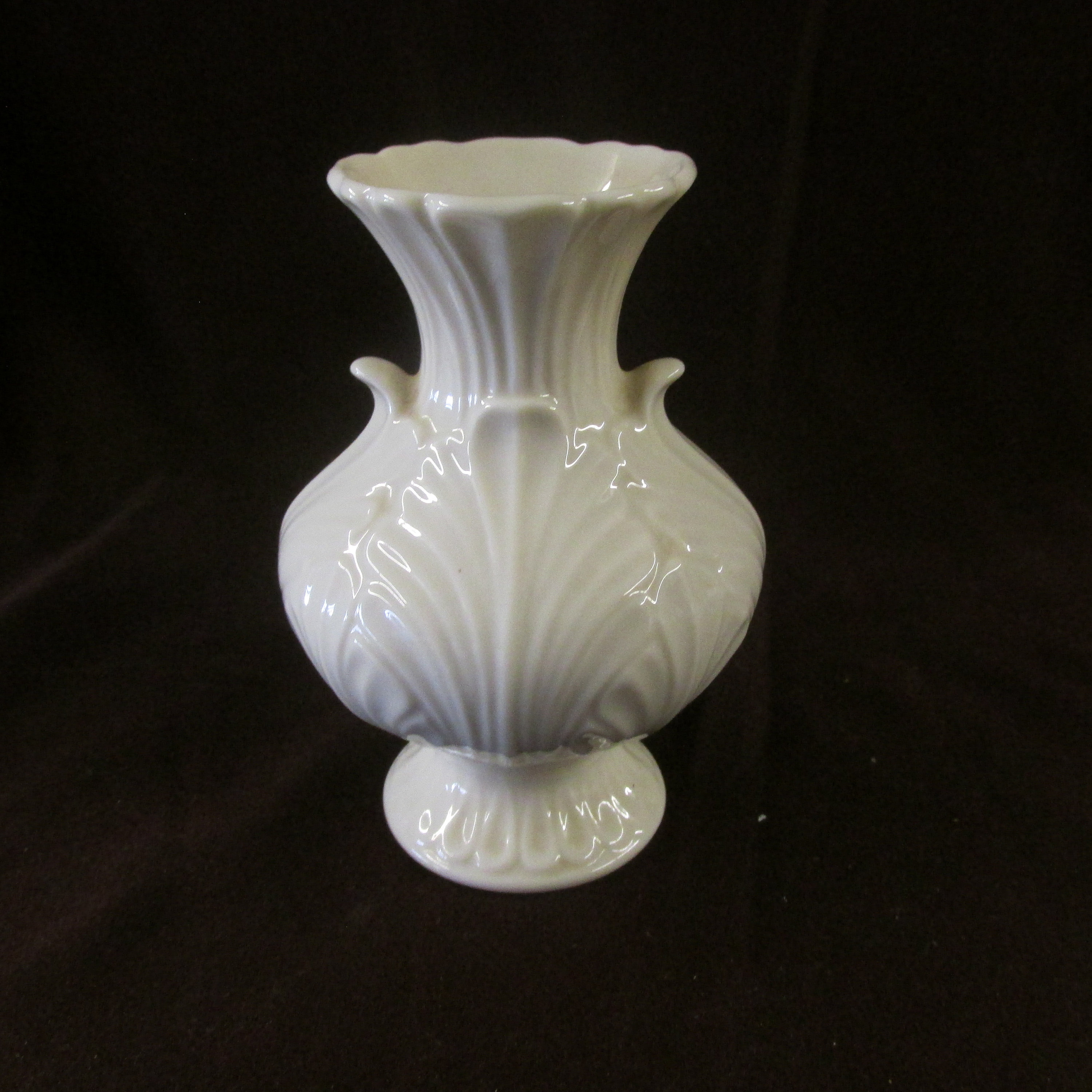 Small Porcelain White Lenox Vase With Leaf Design Vintage Etsy