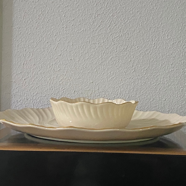 Vintage Lenox Swirled Cream-Colored Chip and Dip Platter or Plate with 24K Gold Trim Dish, One Piece, 12-1/2" in diameter