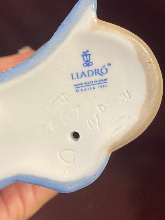 Vintage Lladro Figurine: Girl With Phone, 