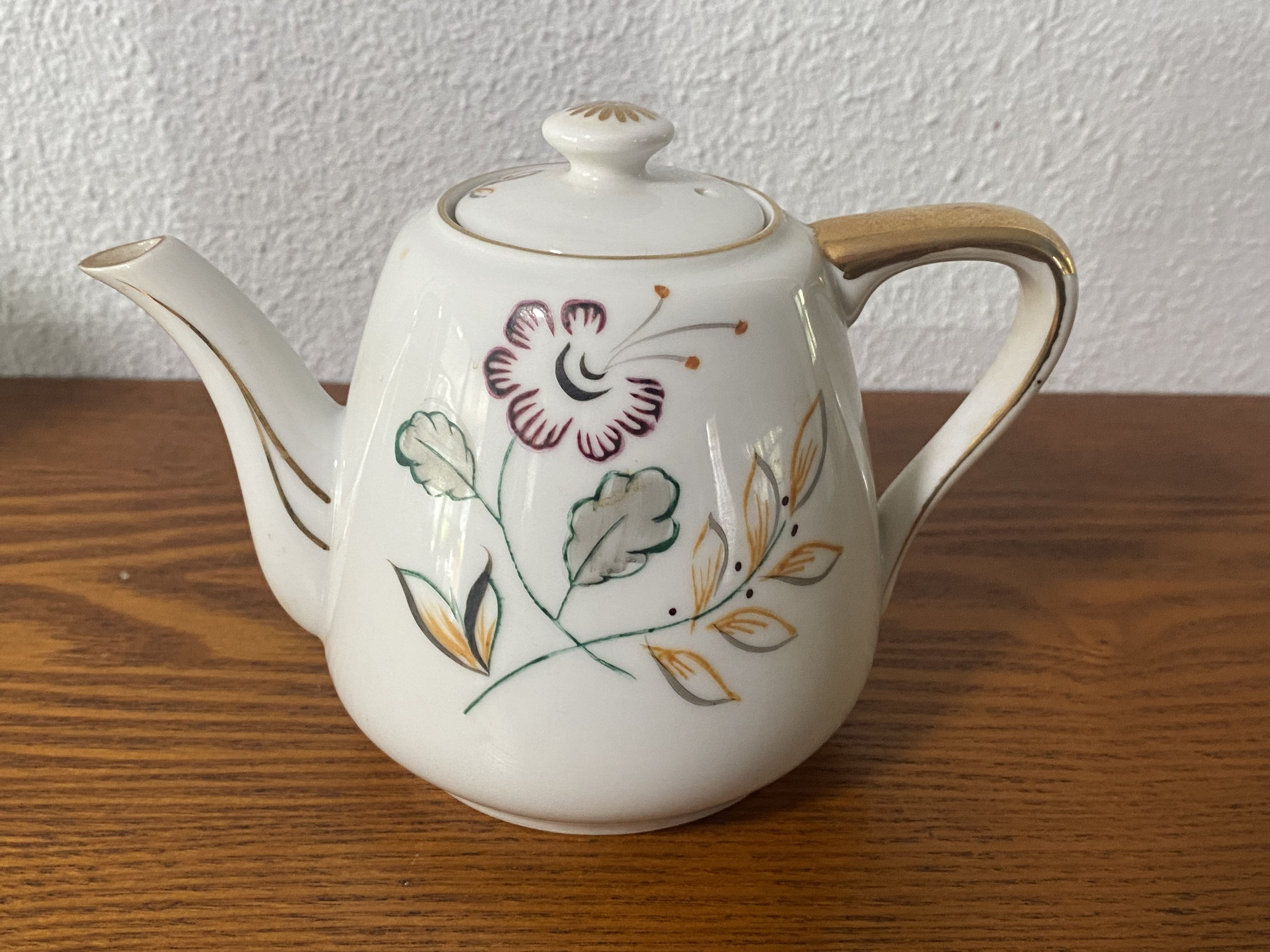 Ceramic Electric Tea Kettle Teapot Ucagco Porcelain Japan 120V 600W Roses  Works!