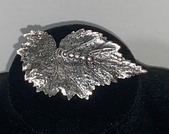 Broche vintage de hoja de plata de ley de Jewel Art