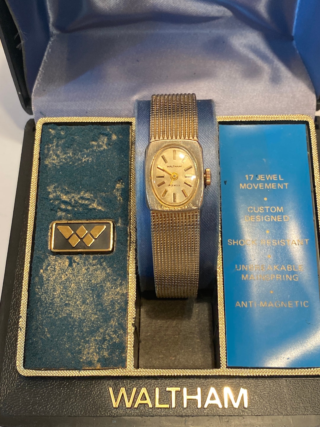 Vintage Waltham Wrist Watch: 17 Jewels, Custom Design, Anti