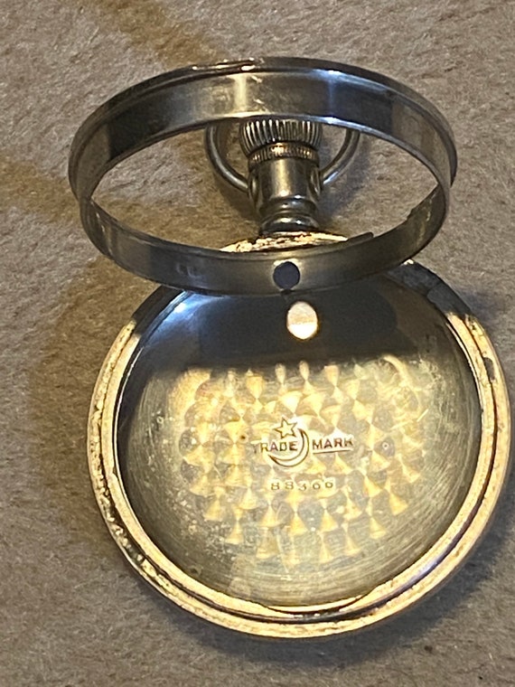 Vintage Estate Ingersoll Pocket Watch NEEDS WORK … Gem