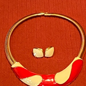 Vintage Monet Enamel Red and White, Gold Tone Necklace and Matching Earrings, Beautiful Set