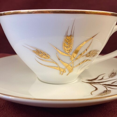 Vintage Rare Towne Golden Harvest Porcelain Dinnerware, Japan, Wheat shops Pattern, 14 Coffee/Tea Cups w/ 7 Saucers Set, Gold Wheat Center, Smooth