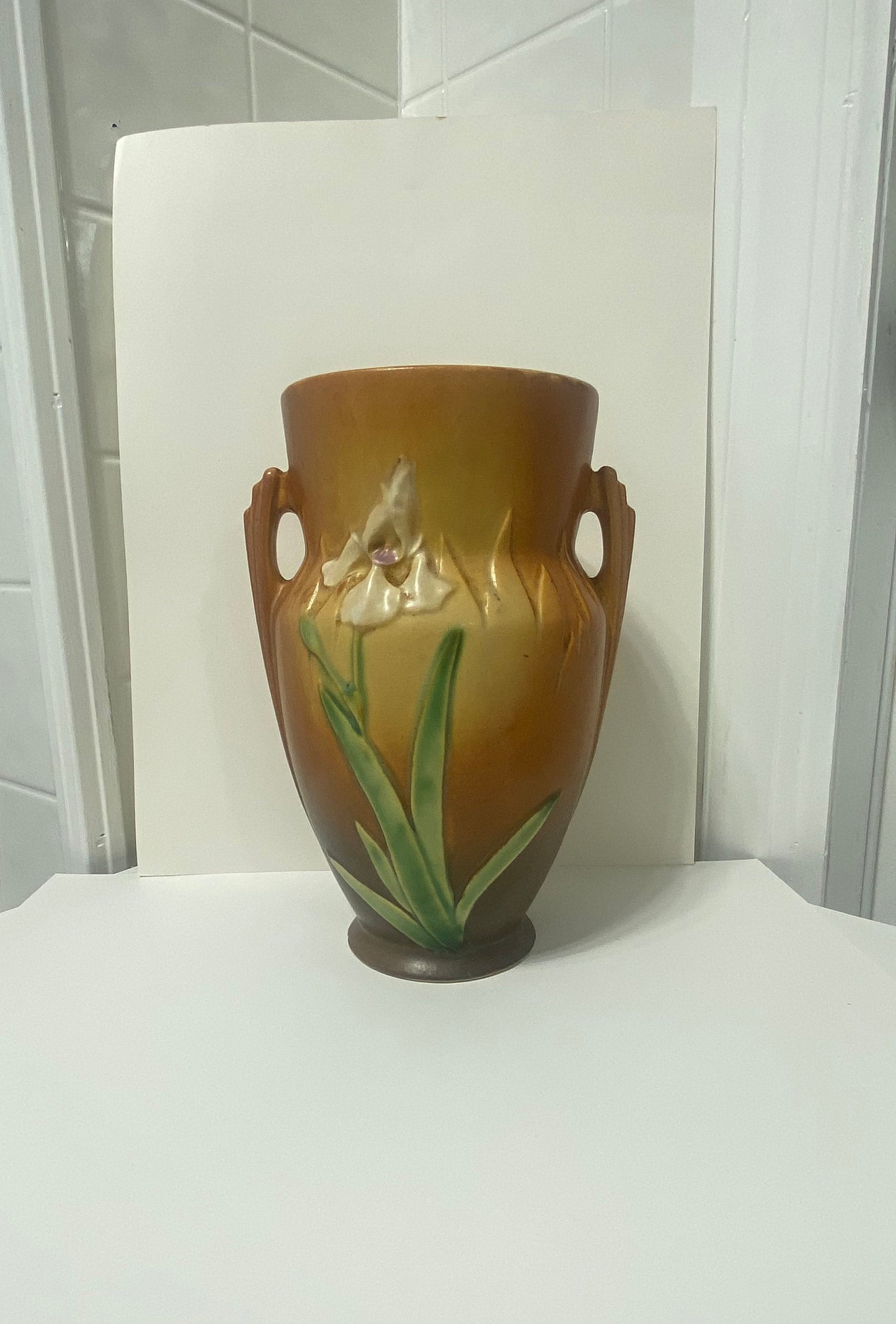 RARE Roseville Pottery Iris Vase 921-8, 1930s - Etsy