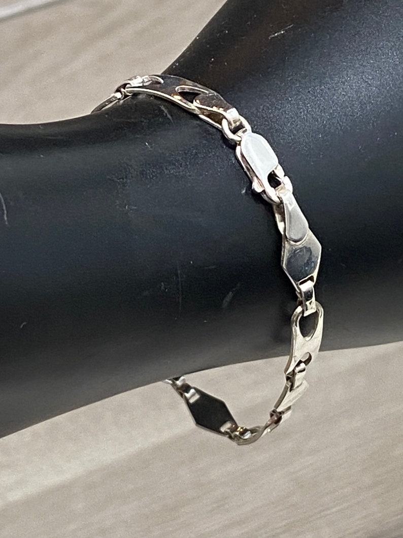 Extraordinary Vintage Estate Sterling Silver Designer Signed IBB Chain Link Bracelet, 7-1/2 long, approx. 5mm to 7mm Wide, FREE SHIP image 1