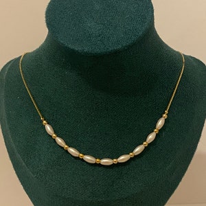 Elegant Estate Gold Colored Pearl (?) Necklace with Gold Balls in Between, 9 White Beads or Pearls, 16&quot; long, Unmarked, FREE SHIP