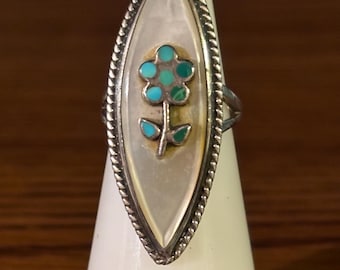 Vintage Zuni Inlay Flower Ring: Mother of Pearl, Coral & Jet, Size 4
