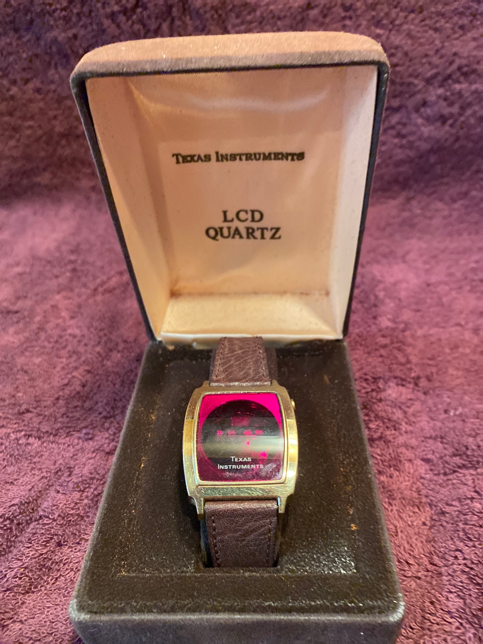 texas instruments lcd quartz watch