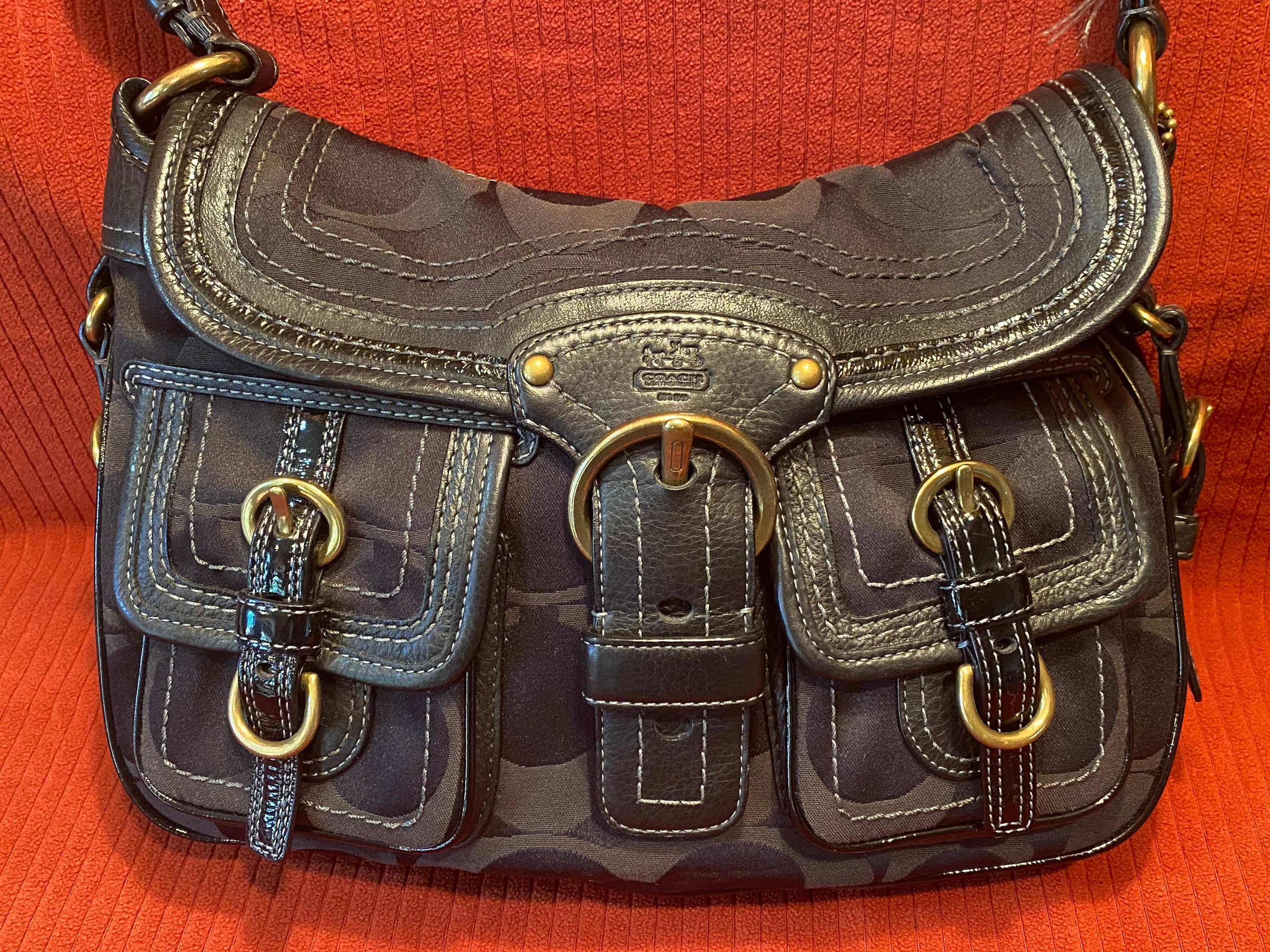 coachバッグ Coach Legacy Black Signature Shoulder Bag, #F0869-12596, Like New