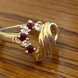 Estate Heart Ring: Rhinestones & Rubies, Gold Tone, Size 5