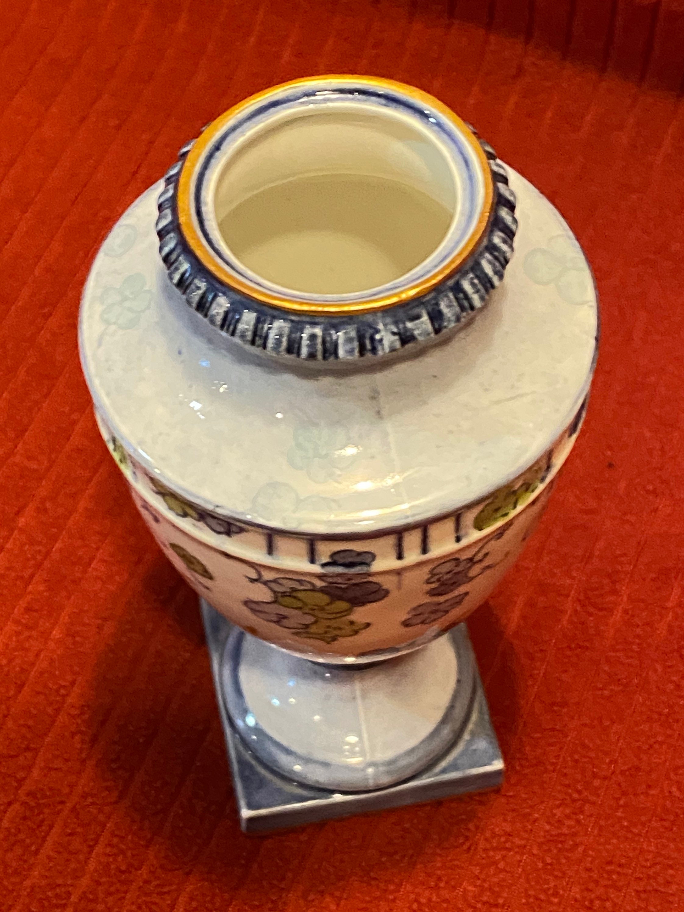 花瓶  Crown Derby ANTIQUE 19 c ROYAL CROWN DERBY CHINA IMARI STYLE VASE ~ 6.5