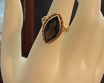 Vintage 14K Gold Ring with Smoky Stone - Estate Jewelry, Size 6