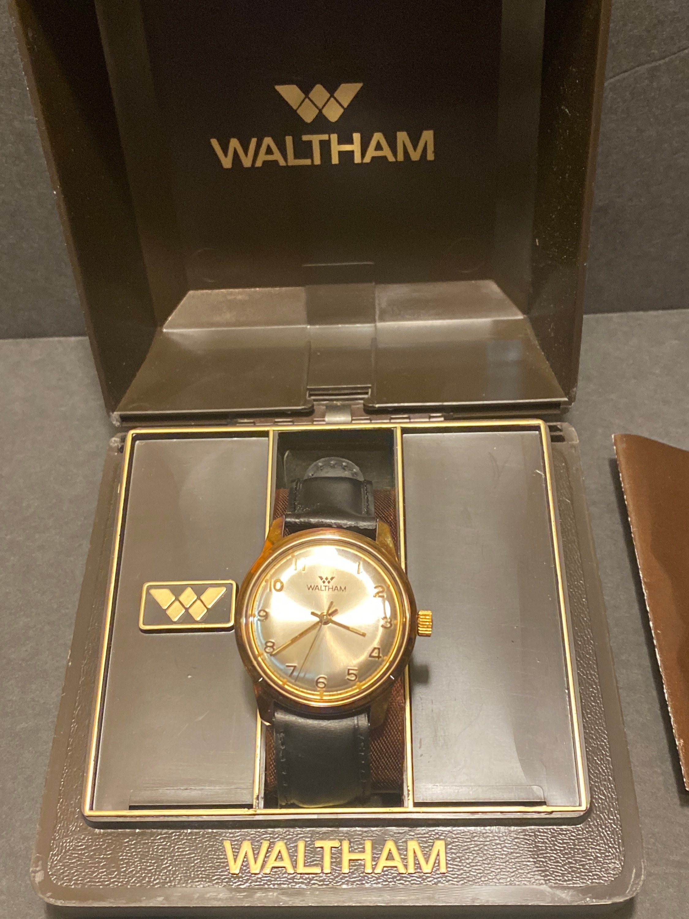 WALTHAM ゴールド 腕時計 メッシュバンド12k gf 44160.26 Vintage Waltham Gold Colored Wrist Watch, Genuine Calf Skin