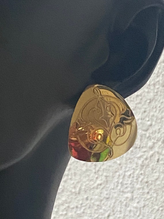 Estate Gold Tone Etched Triangular Earrings - image 6