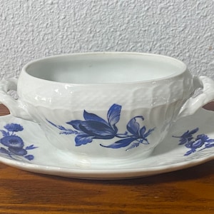 Lovely Estate Richard Ginori Blue and White Italian Mustard Tureen - Without Lid and Spoon - Attached Underplate, Measures 5-1/2" by 3-1/2"