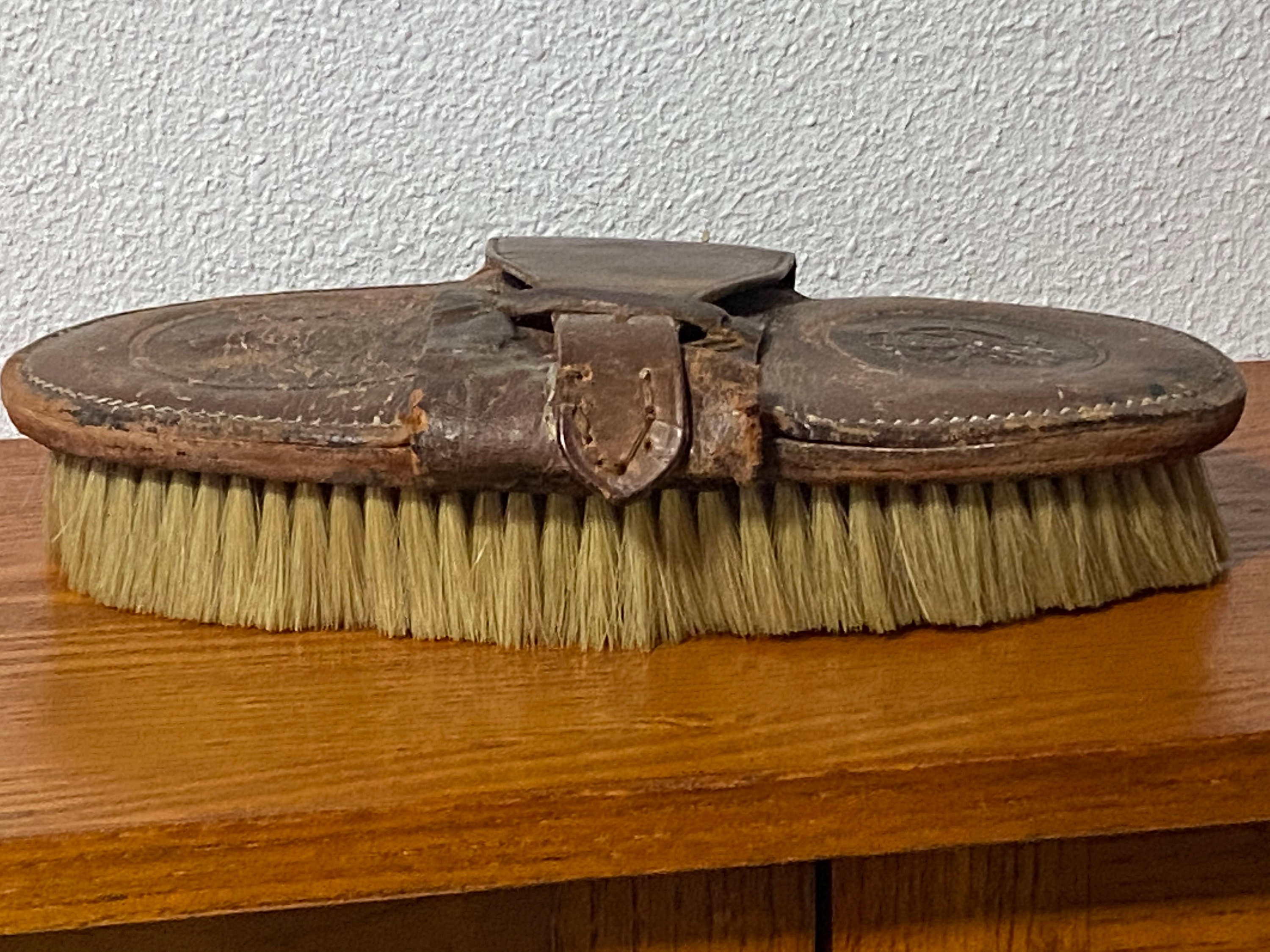 Vintage Kiwi Horse Hair Brushes for Clothes and Shoes Rustic Farmhouse  Decor Primitive Decor Old Wood Brush Cobbler Supplies Utility Brush 