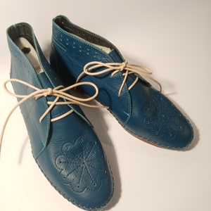 Handmade leather moccasin shoe blue image 6